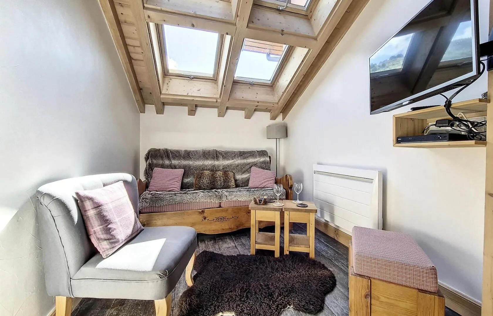 Residence Biolley - Appartement Moderne Mansarde - Au Pied Des Pistes - Centre Village Mae-1664 サン・マルタン・ド・ベルヴィル